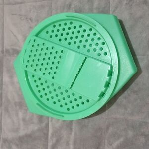 Vintage Tupperware Jadite Grater